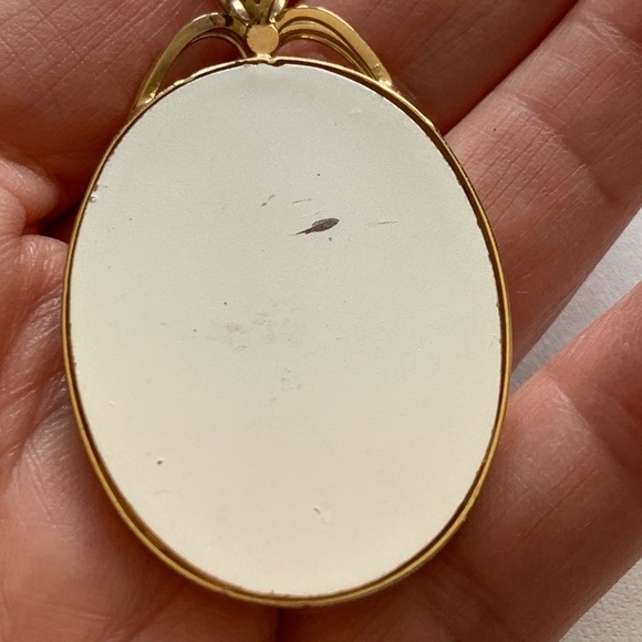 Vintage Gold Tone Violets Floral Pendant - Hand Painted Flowers Oval - Picture 5 of 8